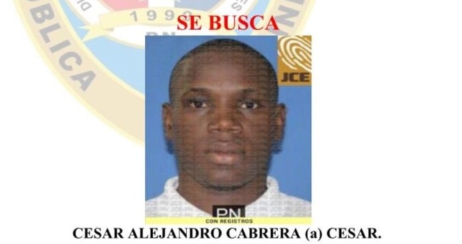 Policía persigue miembros de banda que robó más de RD$1.5 millones y USD$124 mil de empresa en el Ensanche Naco