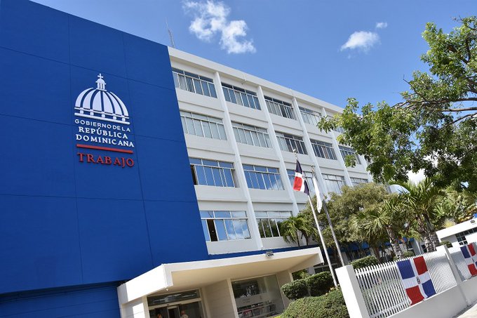 Ministerio de Trabajo invita a ferias de empleo para Santiago y Moca