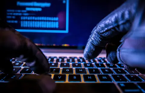 Ministerio Público desarticula red criminal dedicada al robo de identidad y fraude bancario