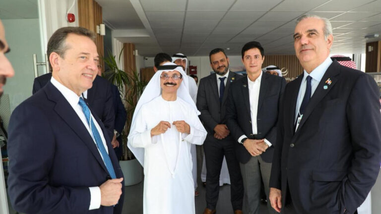Presidente Abinader se reúne con el líder global de DP World