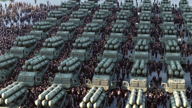 «Nadie podrá esperar la protección de Dios»: Kim presenta novedosa arma capaz de «reducir un objetivo a cenizas»