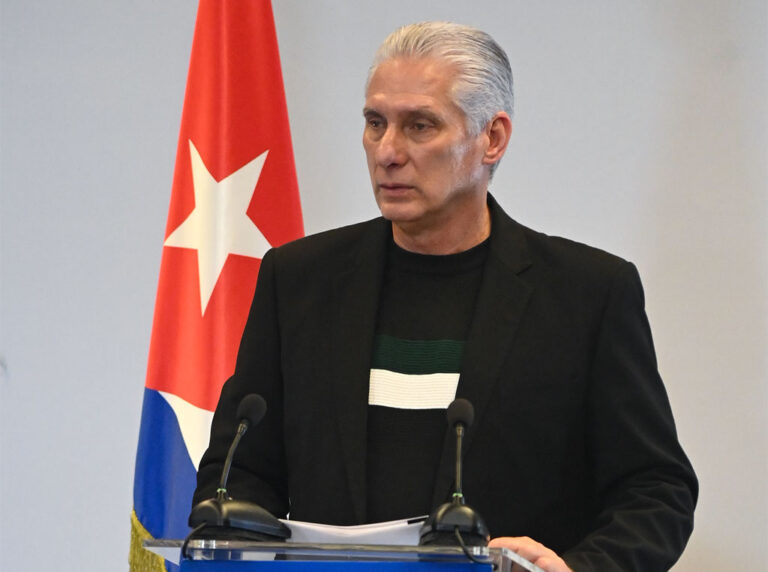 Presidente de Cuba: “La rendición no es una opción”