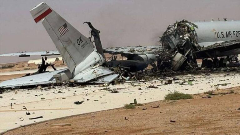 Duro golpe: Irán pulveriza avión militar AWACS del ejército de EEUU