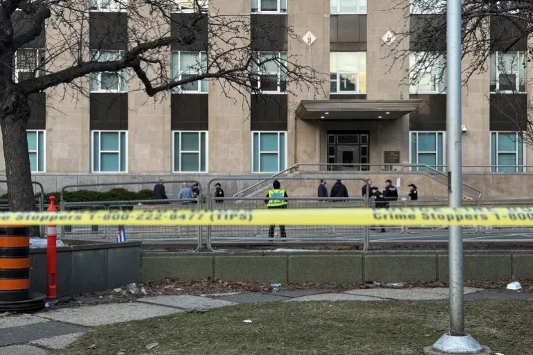 Las autoridades canadienses investigan disparos en el consulado estadounidense en Toronto