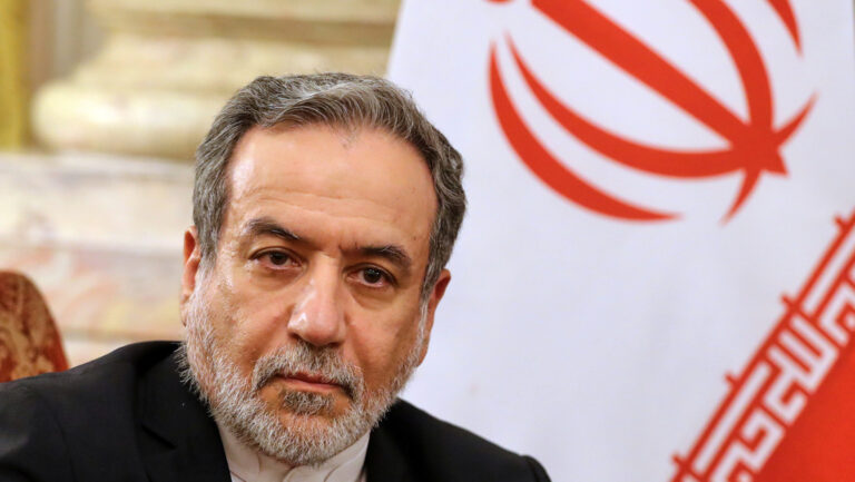 «Parece que están sin rumbo»: Canciller iraní comenta planes de guerra de EE.UU. e Israel