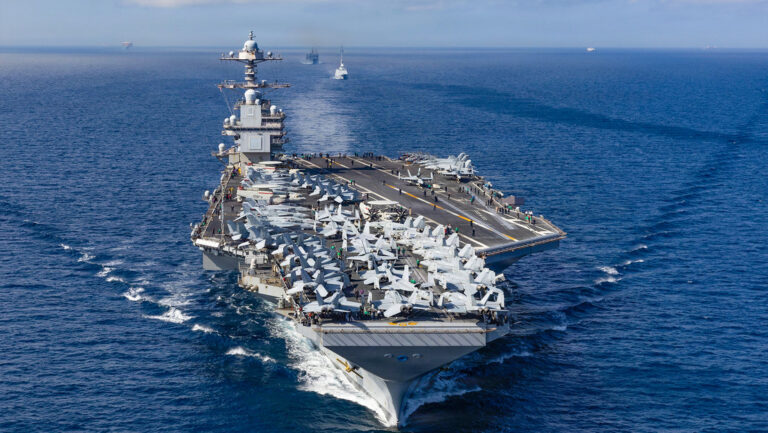 Dos heridos a bordo del portaviones de EE.UU. USS Gerald R. Ford