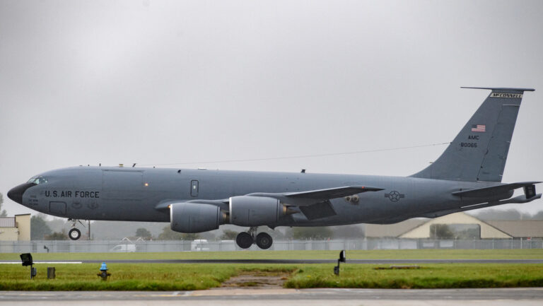 EE.UU. confirma la pérdida de un avión cisterna sobre Irak