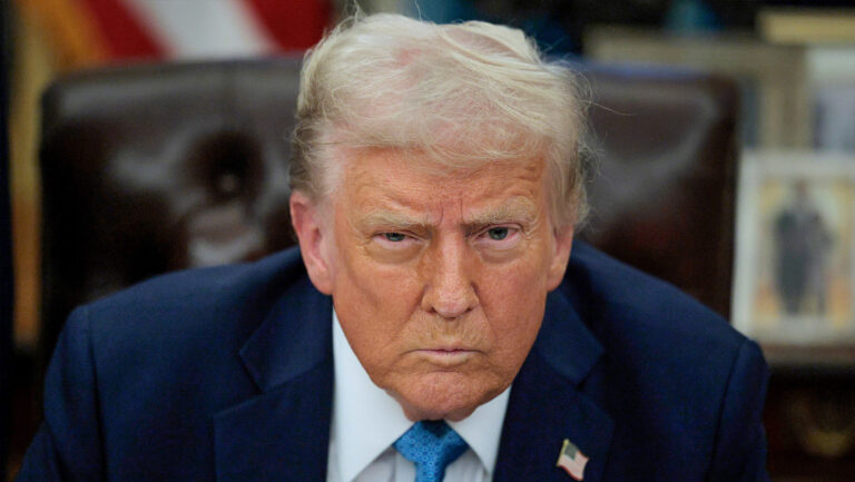 «Muy intensas»: Trump da detalles sobre las conversaciones con Irán  y Teheran lo desmiente