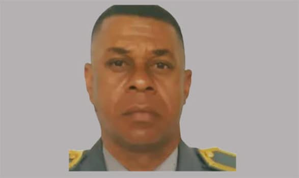 Matan oficial de la policia en medio de atraco