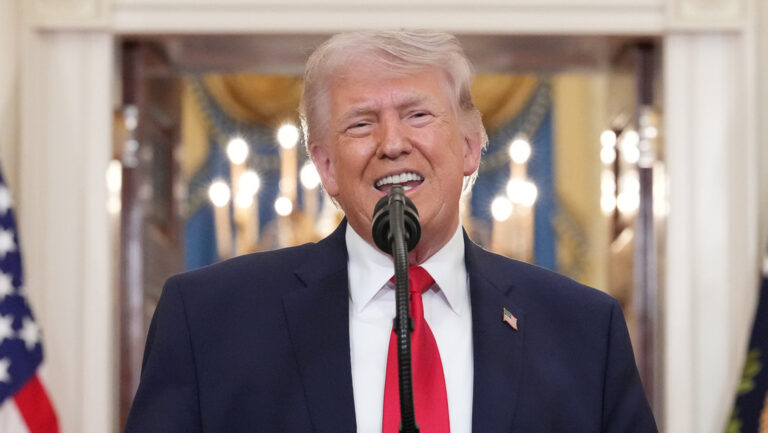 Trump sobre Irán: «Los objetivos estratégicos fundamentales están cerca de completarse»