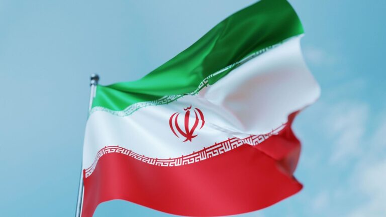 Irán: «El enemigo ha sufrido una derrota innegable, histórica y aplastante»